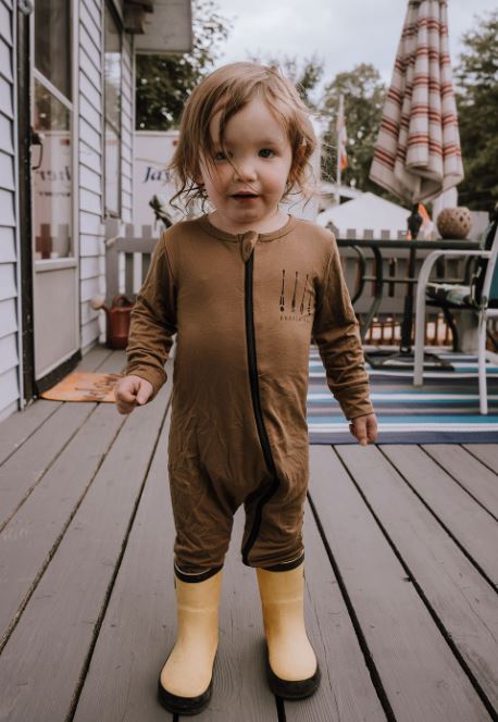 Baby / Kids 2-way zip Bamboo Romper -Sand with black zipper -Paddle your own canoe