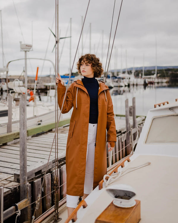 Mernini Raincoat - 48" - Caramel