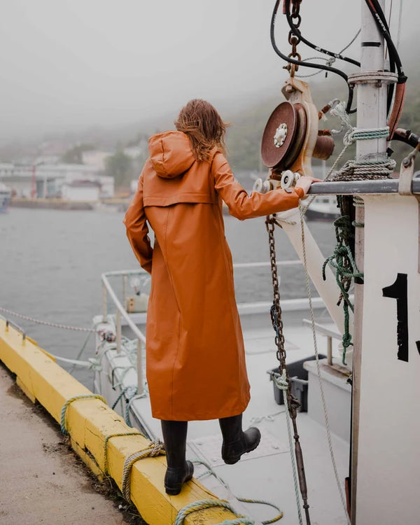 Mernini Raincoat - 48" - Caramel