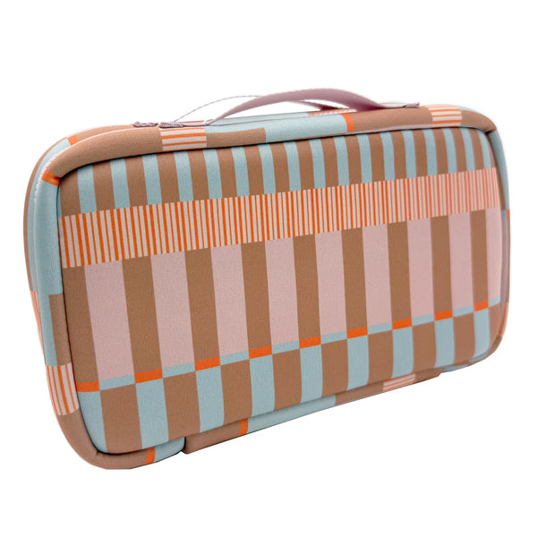 MYTAGALONGS RECTANGLE HANGING TOILETRY BAG