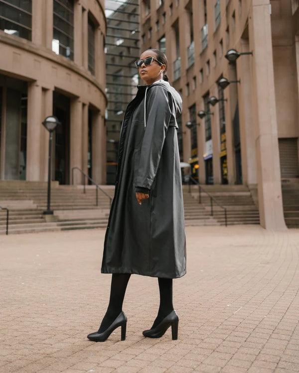 Mernini Raincoat - 42" - Black Beauty