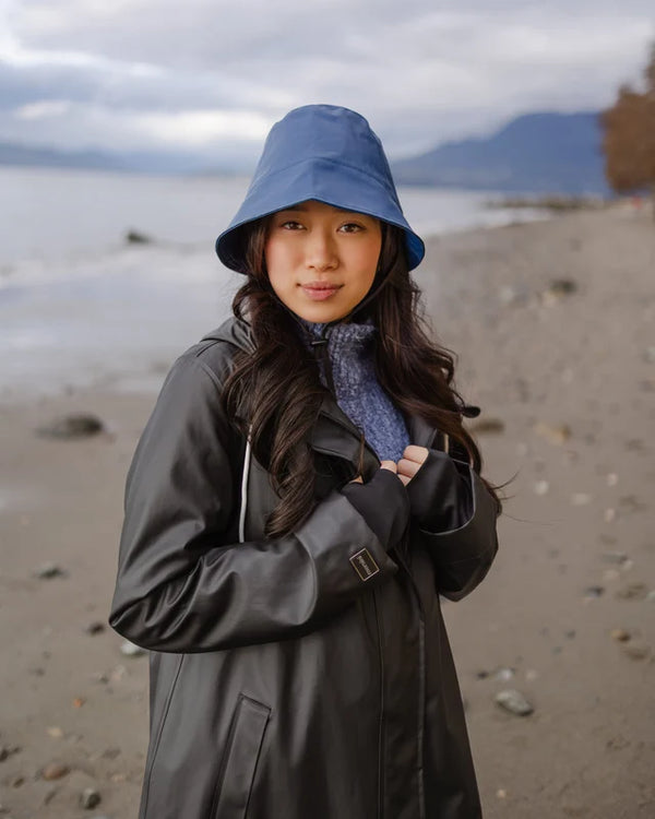 Mernini Raincoat - 42" - Black Beauty