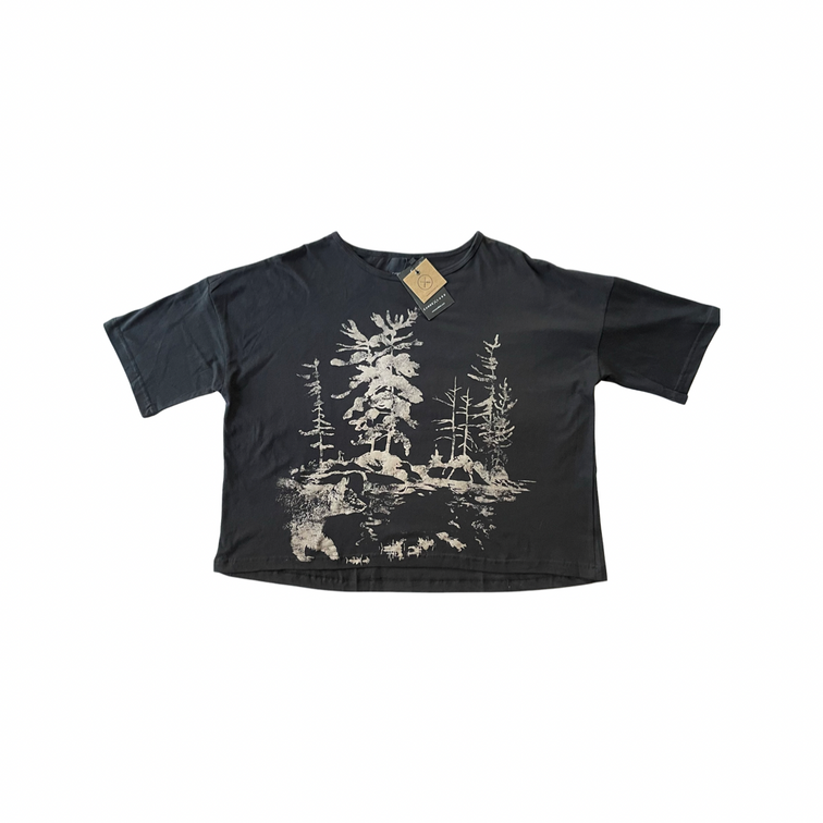 The Weekender Boxy Tee -Into The Woods - Black